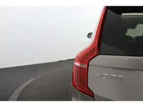 Volvo XC90 (2022) thumbnail 44