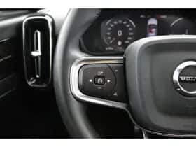 Volvo XC40 (2022) thumbnail 16
