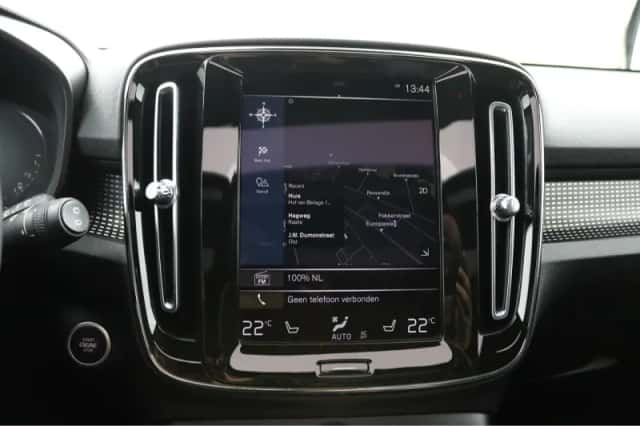 Volvo XC40 (2022) thumbnail 22