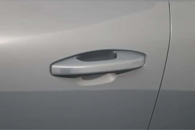Volvo XC40 (2022) thumbnail 32