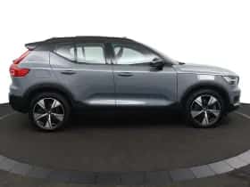 Volvo XC40 (2022) thumbnail 5