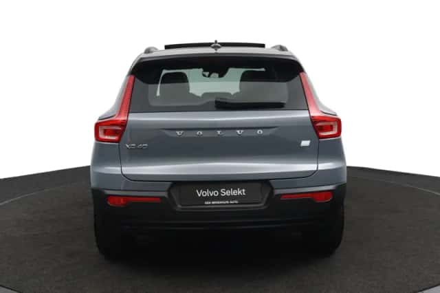 Volvo XC40 (2022) thumbnail 44