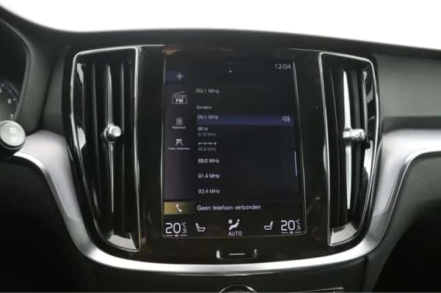 Volvo V60 (2019) thumbnail 12