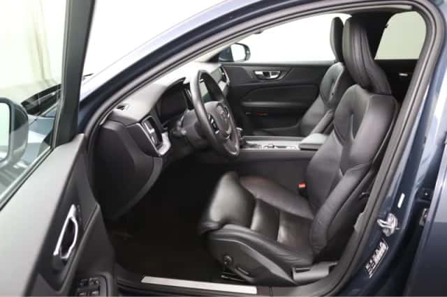 Volvo V60 (2019) thumbnail 14