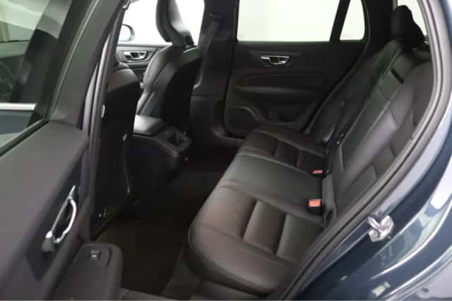 Volvo V60 (2019) thumbnail 15