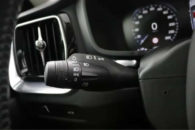 Volvo V60 (2019) thumbnail 25