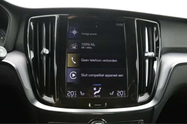 Volvo V60 (2019) thumbnail 38