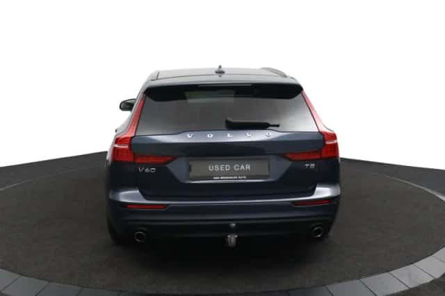 Volvo V60 (2019) thumbnail 8