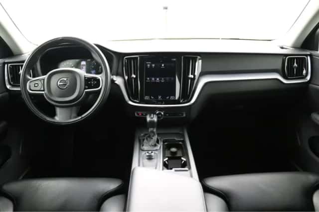 Volvo V60 (2019) thumbnail 9