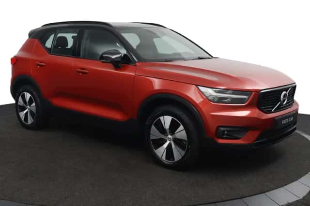 Volvo XC40 (2021) thumbnail 2