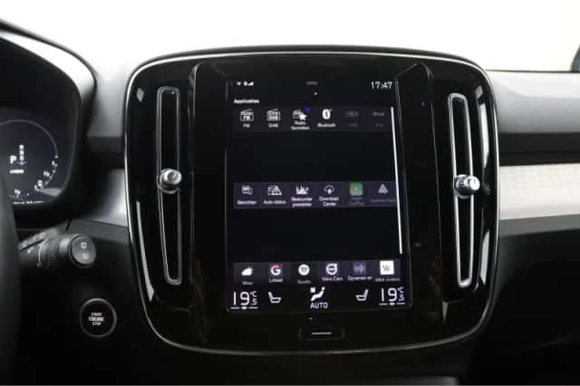 Volvo XC40 (2021) thumbnail 40