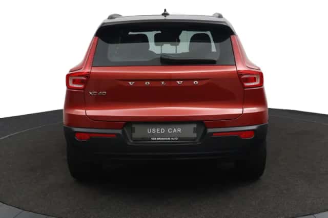 Volvo XC40 (2021) thumbnail 7
