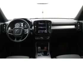 Volvo XC40 (2021) thumbnail 9