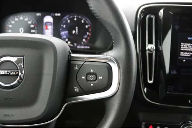 Volvo XC40 (2021) thumbnail 16
