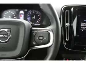 Volvo XC40 (2021) thumbnail 16