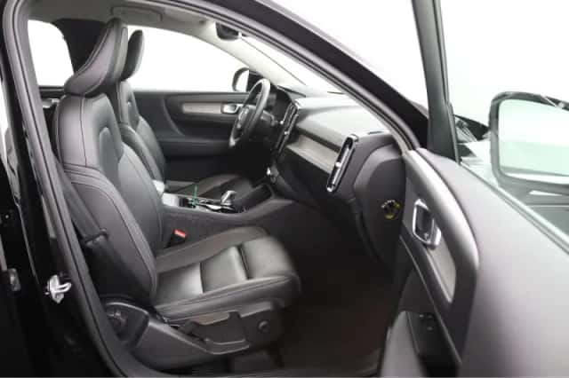 Volvo XC40 (2021) thumbnail 17