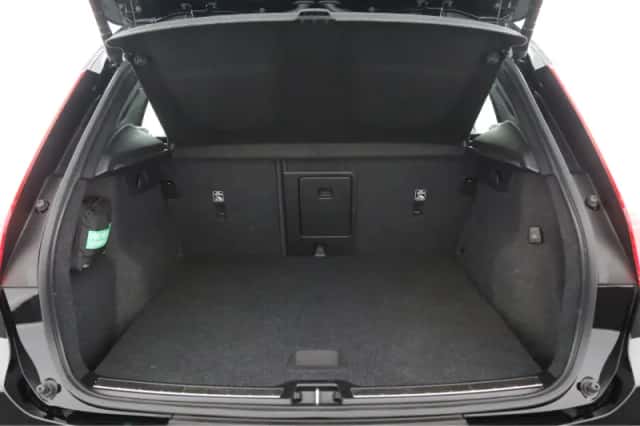 Volvo XC40 (2021) thumbnail 18