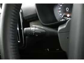 Volvo XC40 (2021) thumbnail 24