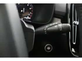 Volvo XC40 (2021) thumbnail 25