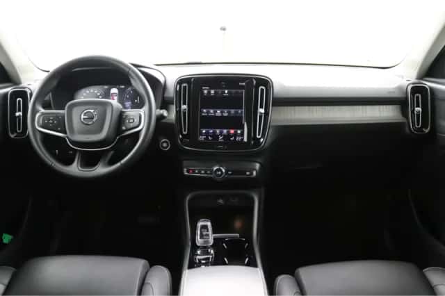 Volvo XC40 (2021) thumbnail 8