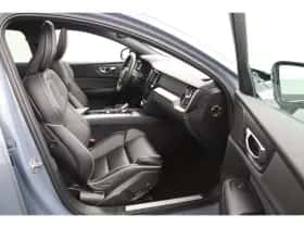 Volvo S60 (2023) thumbnail 12