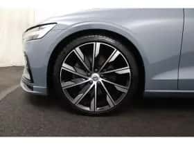 Volvo S60 (2023) thumbnail 30