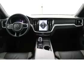 Volvo S60 (2023) thumbnail 9