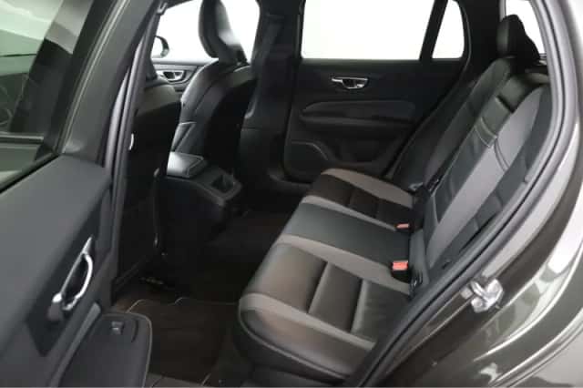 Volvo V60 (2021) thumbnail 12
