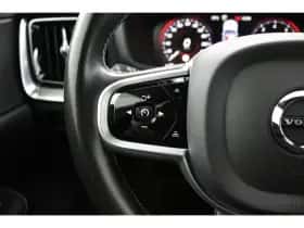 Volvo V60 (2021) thumbnail 15
