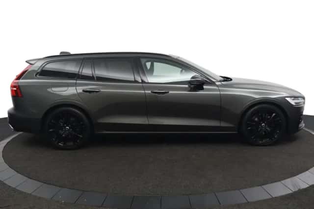 Volvo V60 (2021) thumbnail 25