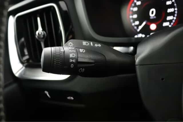 Volvo V60 (2021) thumbnail 31