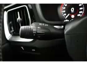 Volvo V60 (2021) thumbnail 31