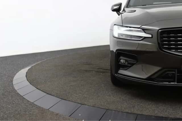 Volvo V60 (2021) thumbnail 34
