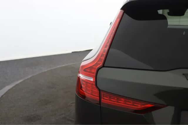 Volvo V60 (2021) thumbnail 37