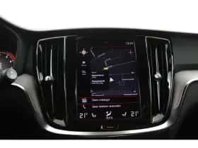 Volvo V60 (2021) thumbnail 5