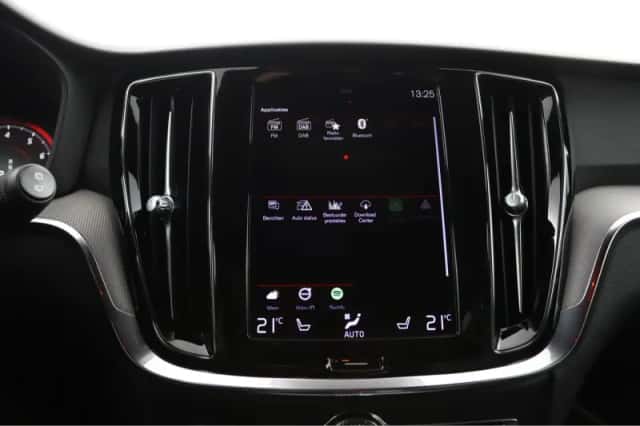 Volvo V60 (2021) thumbnail 42