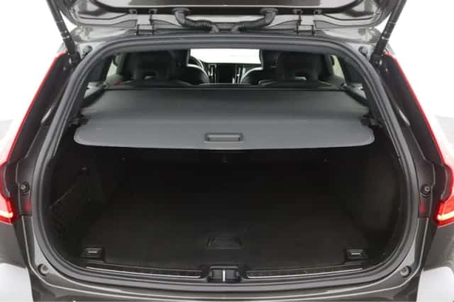 Volvo V60 (2021) thumbnail 10