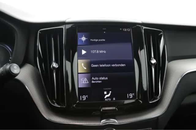 Volvo XC60 (2019) thumbnail 20