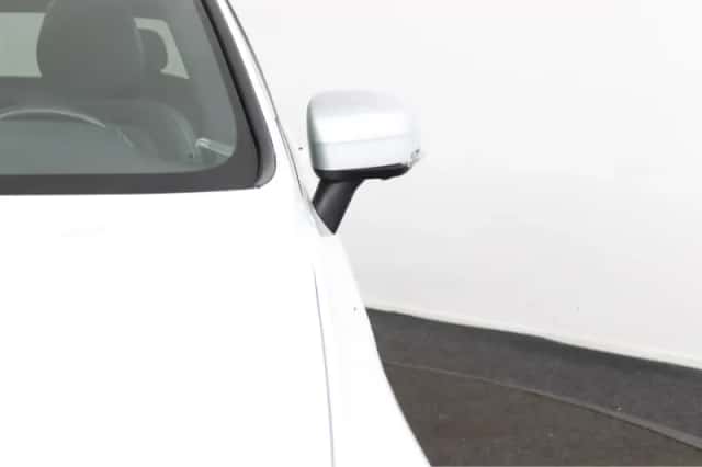 Volvo XC60 (2019) thumbnail 32