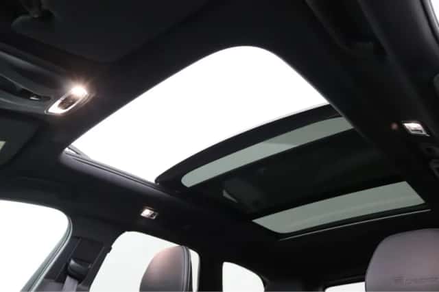Volvo XC60 (2019) thumbnail 9