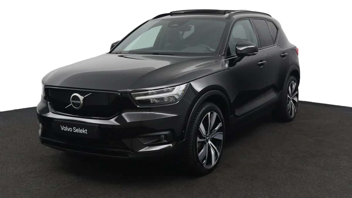 Volvo XC40 (2022) — foto 1