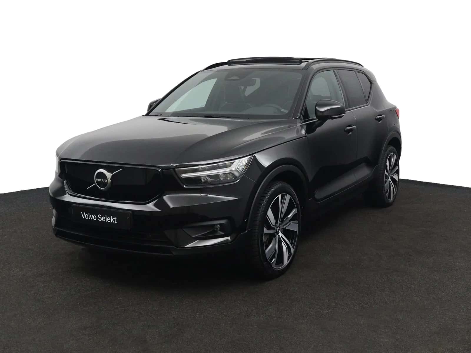 Volvo XC40 (2022) — foto 1