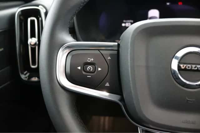 Volvo XC40 (2022) thumbnail 19