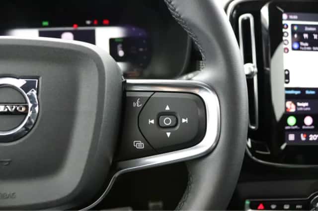 Volvo XC40 (2022) thumbnail 20