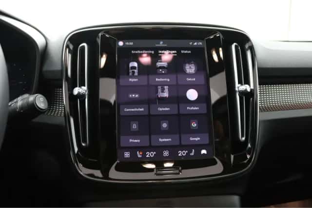 Volvo XC40 (2022) thumbnail 34