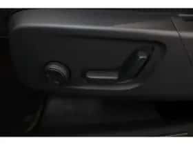 Volvo XC40 (2024) thumbnail 8