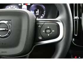 Volvo XC40 (2022) thumbnail 15