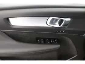 Volvo XC40 (2022) thumbnail 19