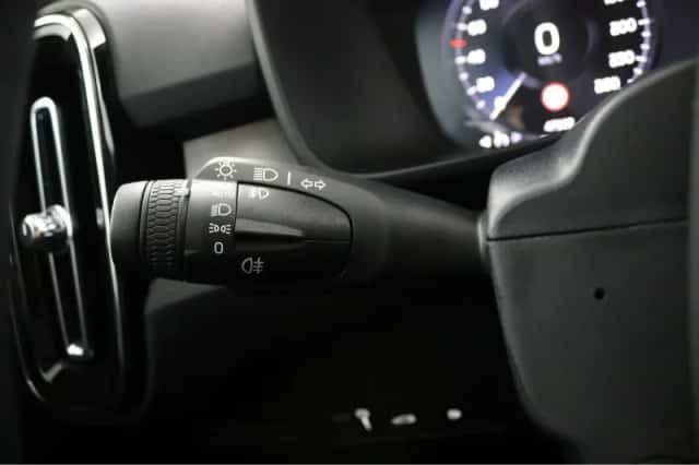 Volvo XC40 (2022) thumbnail 21