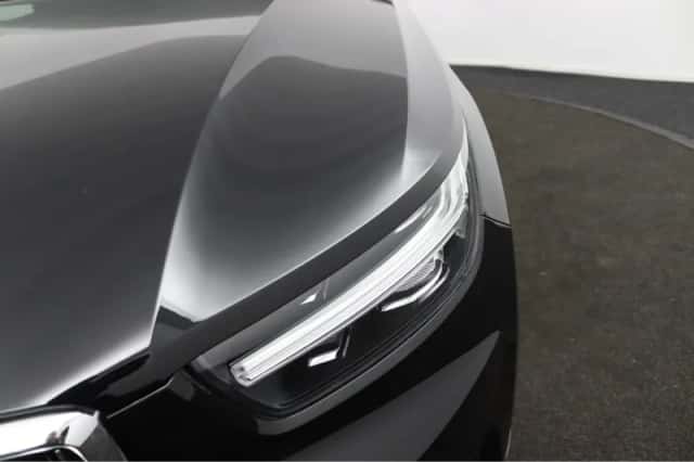 Volvo XC40 (2022) thumbnail 25